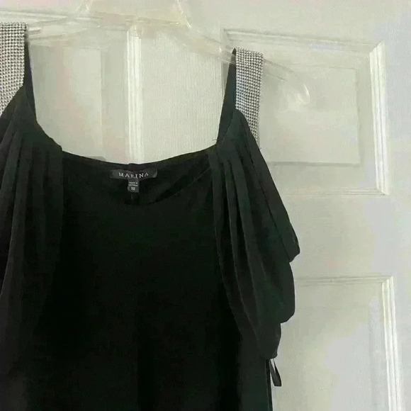 Marina black cocktail dress. - Picture 3 of 7